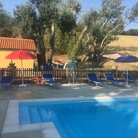 Fattoria Del Colle ليسي
